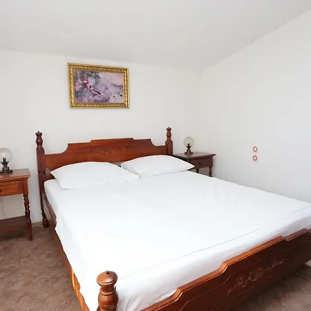 With Parking Space - 9506 Apartment *